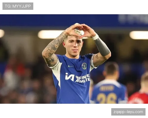 布莱克本青年队新星崭露头角，球队未来备受期待