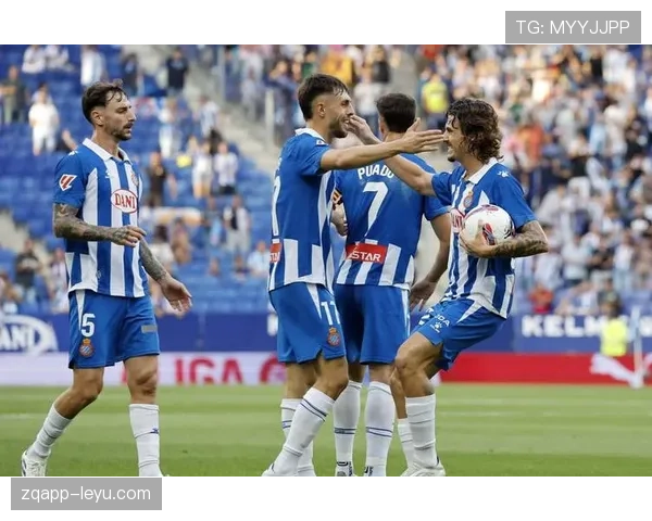 里斯本竞技新阵容亮相,状态回升备战下轮赛事 里斯本竞技新阵容亮相,状态回升备战下轮赛事