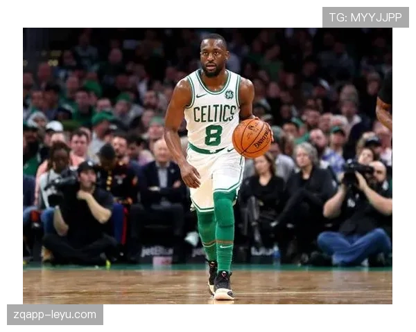 沃克防守表现突飞猛进，成球队关键时刻制胜关键