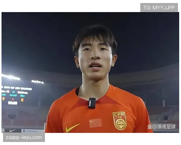 足球新星表现稳健,全球瞩目年轻天才崛起 足球新星表现稳健,全球瞩目年轻天才崛起