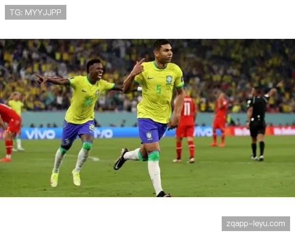 拉菲尼亚与维尼修斯:巴西边锋的战术角色与终结效率差距 拉菲尼亚与维尼修斯:巴西边锋的战术角色与终结效率差距